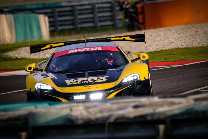 McLaren quickest in the first two free practice sessions