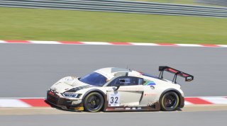 Kyalami 9 Hour - 32	Audi Sport Team WRT	Charles Weerts	Dries Vanthoor	Christopher Haase	Audi R8 LMS GT3 | Blanpain GT Series