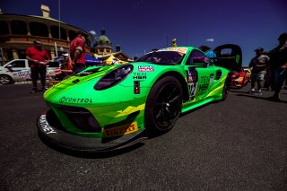 Bathurst Town to Track Parade | Kevin Pecks / SRO Motorsports Group