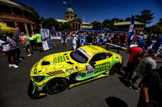 Bathurst Town to Track Parade | Kevin Pecks / SRO Motorsports Group