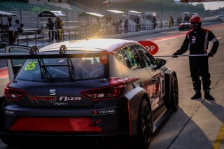 #65 Viper Niza Racing Seat Leon TC Douglas Khoo (MYS) Naoto Takeda (JPN) Takuya Shirasaka (JPN) Ate Dirk De Jong (NDL) | SRO / Dirk Bogaerts Photography