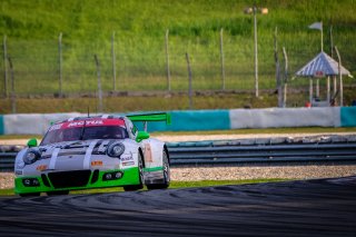 #912 Manthey Racing Porsche 911 GT3R Frederic Makowiecki (FRA) Richard Lietz (AUT) Michael Christensen (DNK) | SRO / Dirk Bogaerts Photography