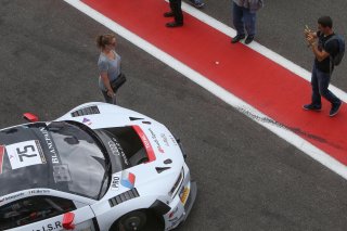 PITLANE OPEN TO FANS | OLIVIER BEROUD / VISION SPORT AGENCY