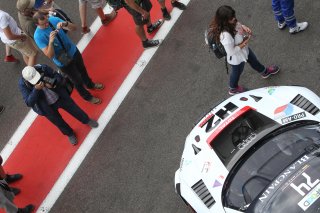 PITWALK FOR FANS | OLIVIER BEROUD / VISION SPORT AGENCY