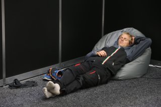 MECHANIC SLEEPING | VISION SPORT AGENCY