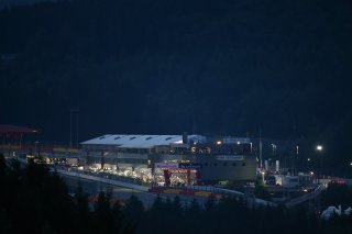 PADDOCK BY NIGHT | OLIVIER BEROUD / VISION SPORT AGENCY
