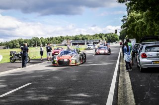 CARS ON THE WAY TO THE PARADE | OLIVIER BEROUD / VISION SPORT AGENCY