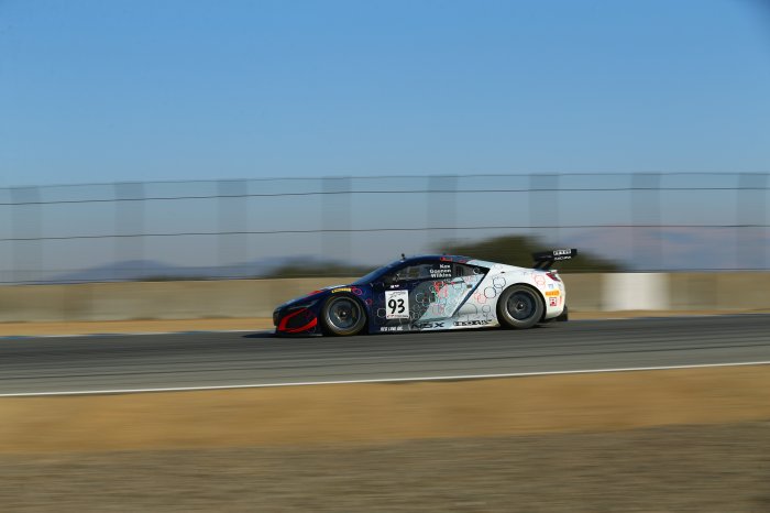Dutch duo leads qualifying