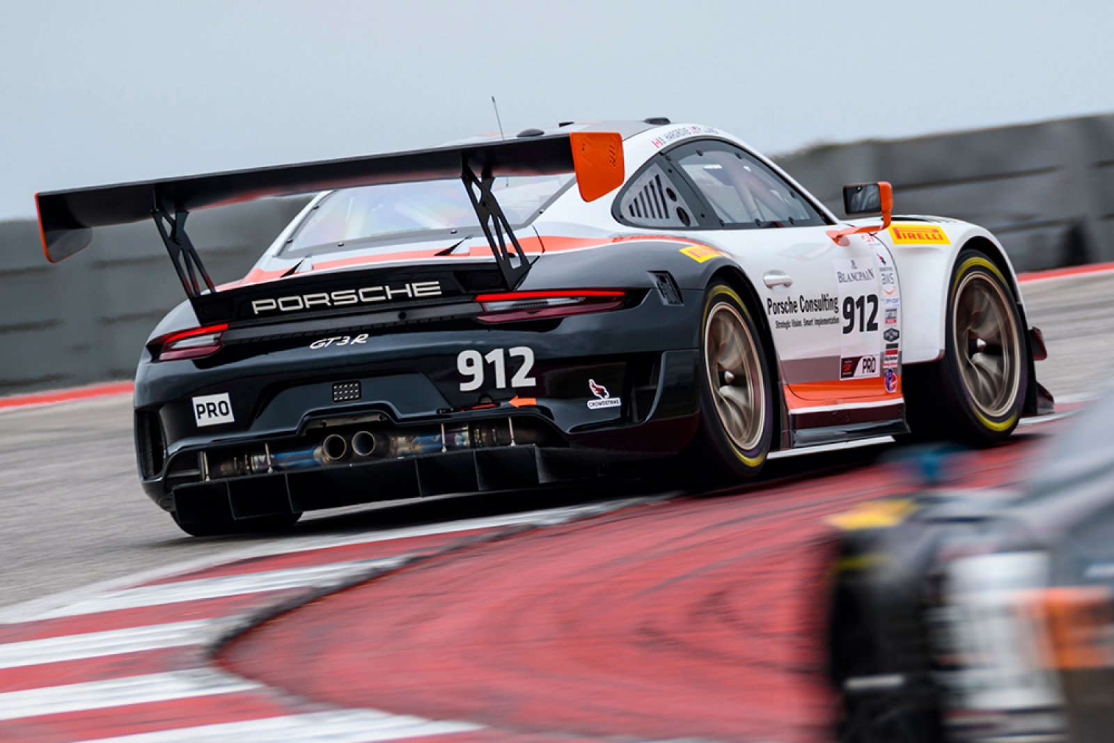 Porsche selects Wright Motorsports and Park Place Motorsports for California 8 Hours