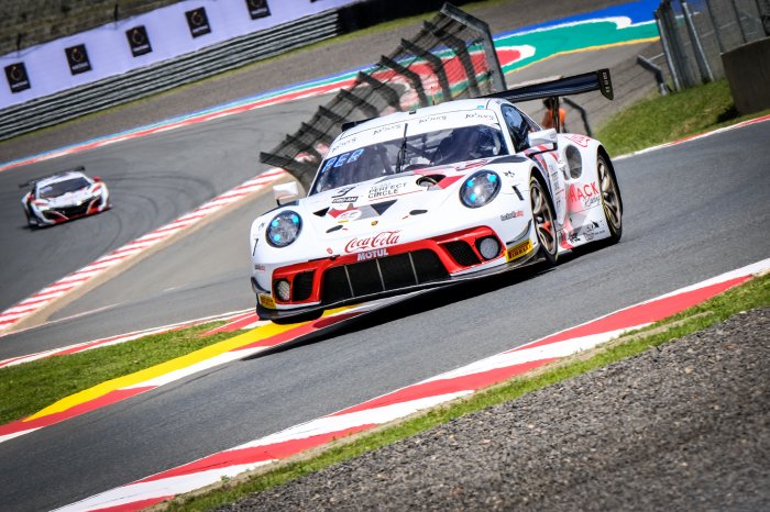 Pereira and Perfect Circle top opening Kyalami 9 Hour test session