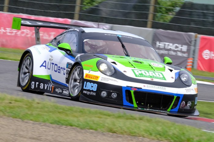 Suzuka FP1: Craft-Bamboo Porsche leads Mercedes-AMG and Audi; top-14 covered by a second