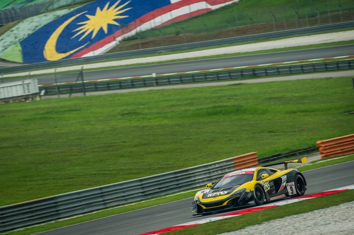 FP3: Top-5 separated by only two tenths