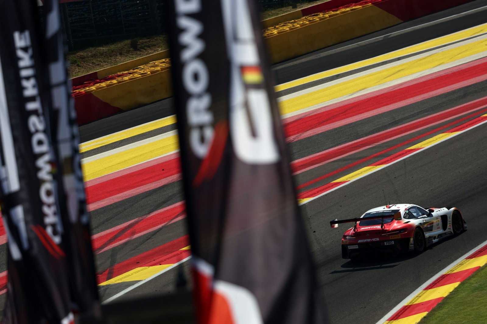 Mercedes-AMG Team GetSpeed leads 32-car field into Superpole