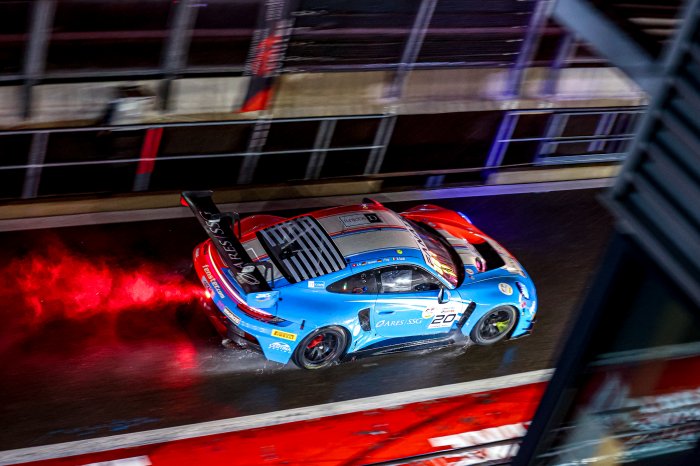 Huber Porsche sets IGTC pace in rain-hit qualifying session at Spa