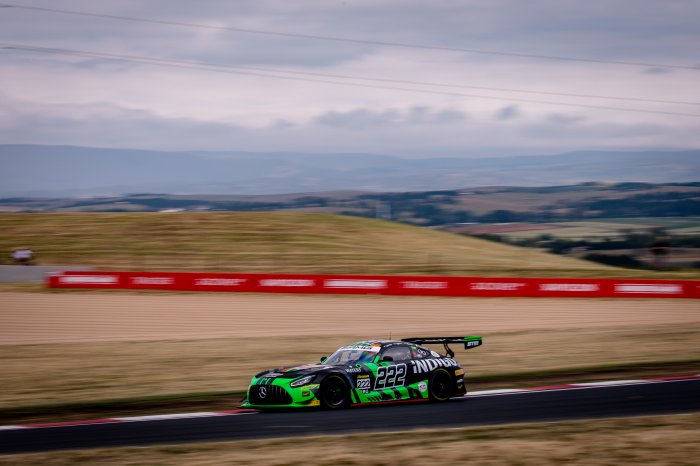 Bathurst: Cam Waters puts Mercedes on top in Practice 5