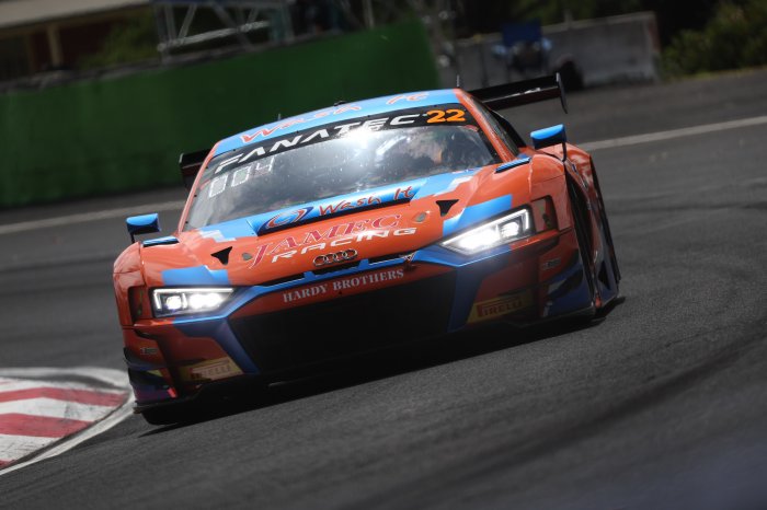 Bathurst: Van der Linde lights up Practice 1