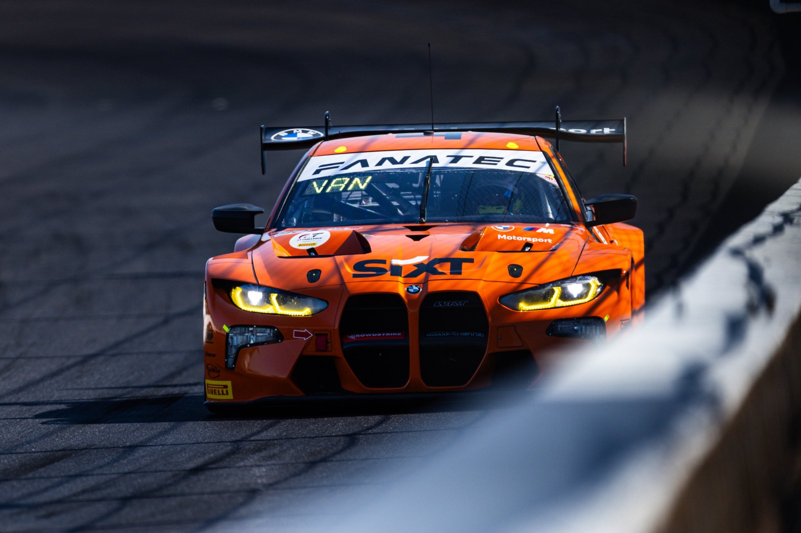 BMW splits IGTC title contenders Eng and Vanthoor at Gulf 12 Hours finale