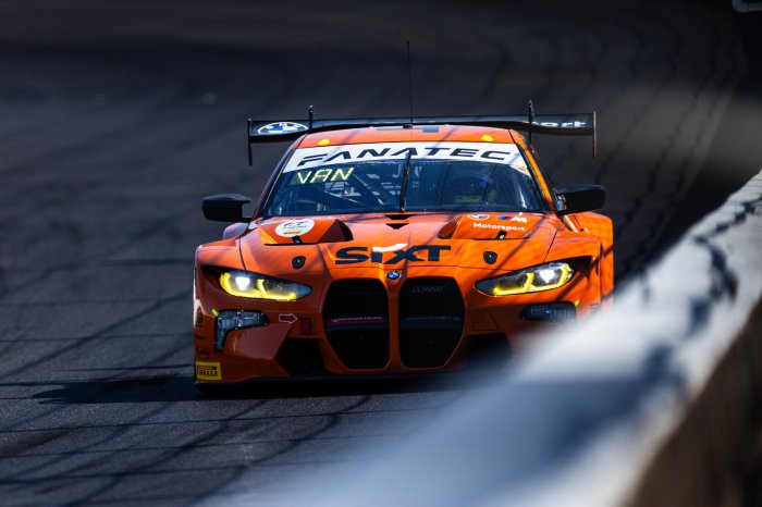 BMW splits IGTC title contenders Eng and Vanthoor at Gulf 12 Hours finale
