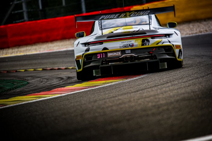 Pure Rxcing Porsche tops disrupted Pre-Qualifying