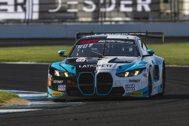 Indy 8 Hour: Turner BMW leads 10 teams into Superpole shootout