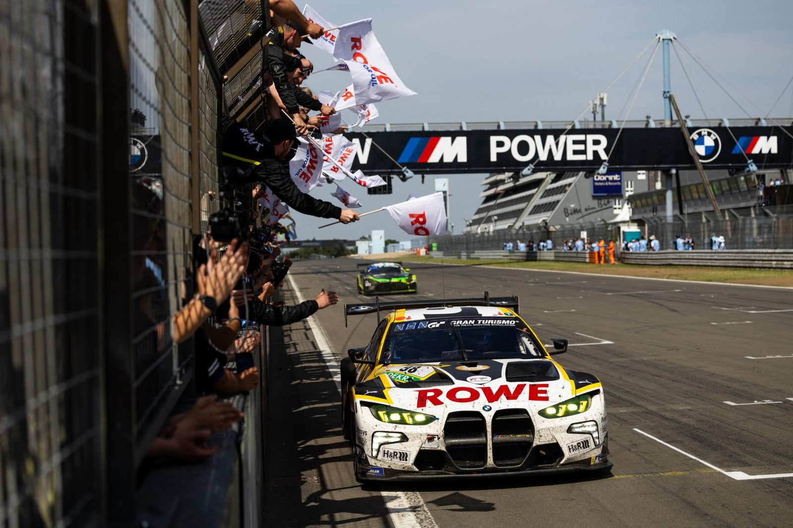 #24hNBR: ROWE Racing scores BMW’s record-extending ADAC Ravenol 24h Nürburgring victory