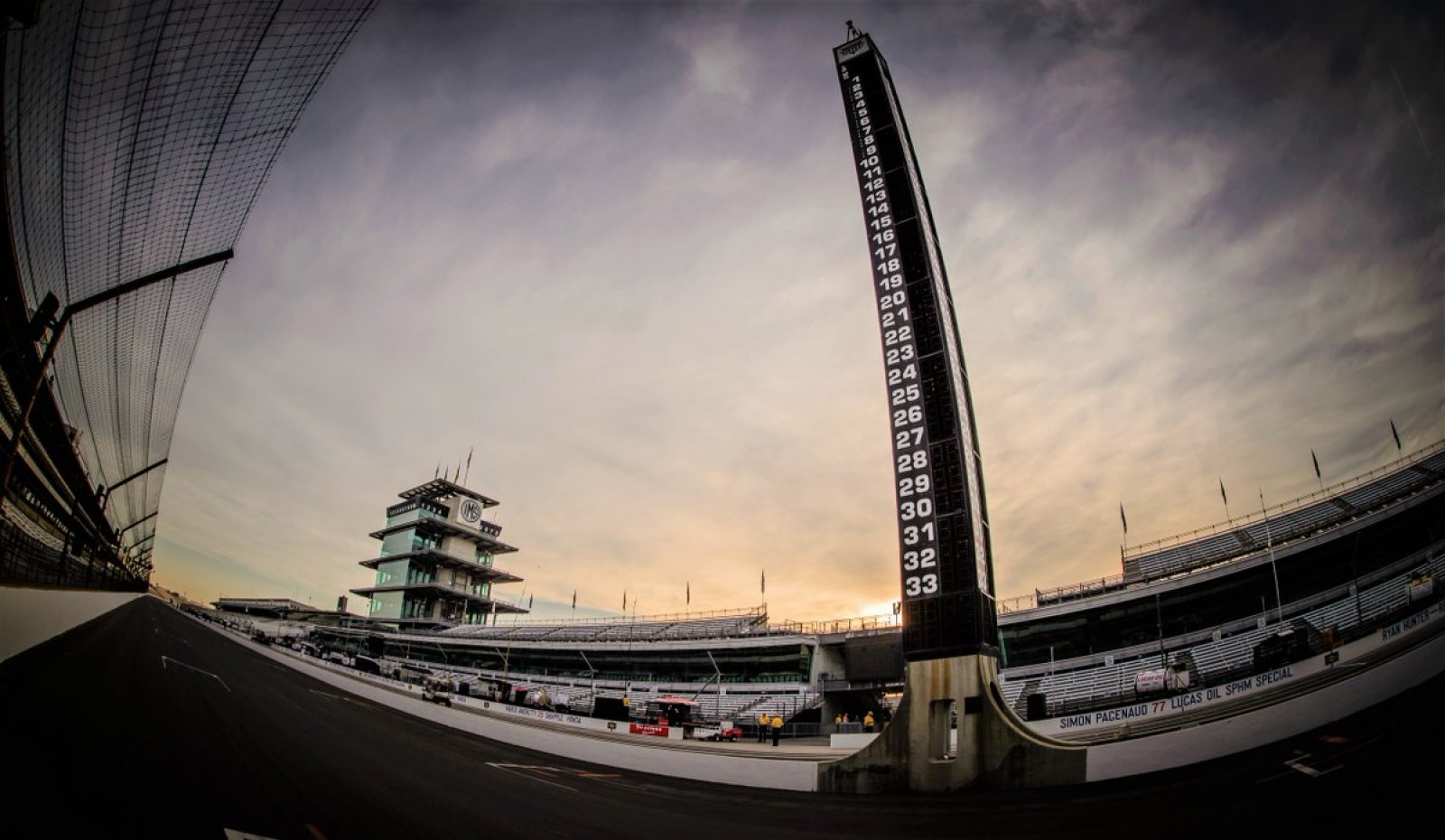 Indianapolis 8 Hour photo