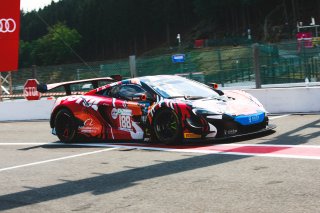 #188 Garage 59 GBR McLaren 650 S GT3 AM Cup Alexander West SWE Chris Goodwin GBR Chris Harris GBR Andrew Watson GBR, Pitlane Ambiance
 | SRO / Patrick Hecq Photography