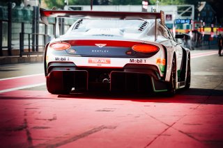 #8 Bentley Team M-Sport GBR Bentley Continental GT3 - Andy Soucek ESP Maxime Soulet BEL Vincent Abril MCO - -, Pitlane Ambiance
 | SRO / Patrick Hecq Photography