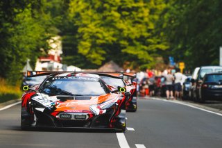 #58 Garage 59 GBR McLaren 650 S GT3 - Côme Ledogar FRA Ben Barnicoat GBR Olivier Pla FRA - -, Parade
 | SRO / Patrick Hecq Photography