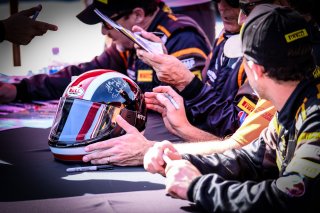 Autograph Session
 | SRO / Dirk Bogaerts Photography