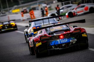 #58 Garage 59 GBR McLaren 650 S GT3 - Ben Barnicoat GBR Andrew Watson GBR C&ocirc;me Ledogar FRA, Free Practice 2
 | SRO / Dirk Bogaerts Photography