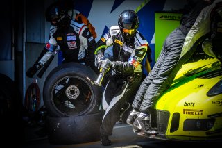 Pitlane
 | SRO / Dirk Bogaerts Photography