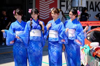 Suzuka 10 Hours Pitwalk
 | SRO / Dirk Bogaerts Photography