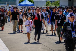 Suzuka 10 Hours Pitwalk
 | SRO / Dirk Bogaerts Photography