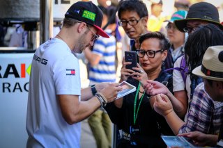 Suzuka 10 Hours Pitwalk
 | SRO / Dirk Bogaerts Photography