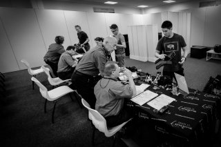 Admin Checks
 | SRO / Dirk Bogaerts Photography