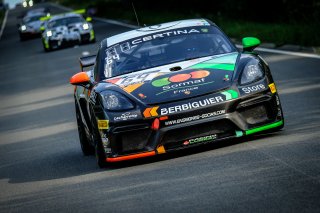 Parade
 | SRO / Dirk Bogaerts Photography