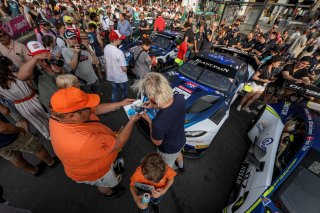 Parade
 | SRO / Kevin Pecks-1VIER