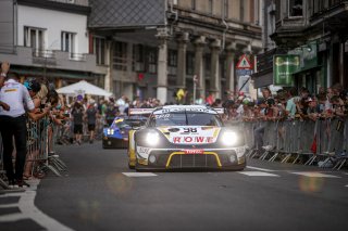 Parade
 | SRO / Kevin Pecks-1VIER