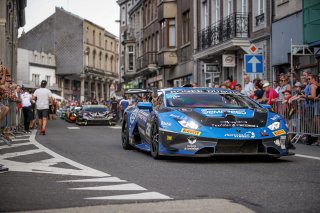 Parade
 | SRO / Kevin Pecks-1VIER