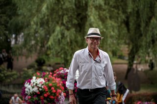 Parade
 | SRO / Kevin Pecks-1VIER