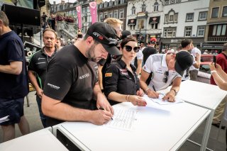 Parade
 | SRO / Patrick Hecq Photography