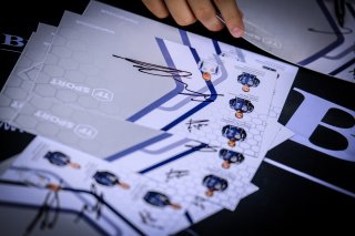 Autograph Session
 | SRO / Dirk Bogaerts Photography