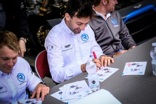 Autograph Session
 | SRO / Dirk Bogaerts Photography