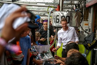 #4 Mercedes-AMG Team BLACK FALCON **** DEU Mercedes-AMG GT3 - - Maro Engel DEU Yelmer Buurman NDL Luca Stolz DEU - IntGTC, Autograph Session
 | SRO / Kevin Pecks-1VIER