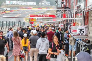 Autograph Session
 | SRO / Patrick Hecq Photography