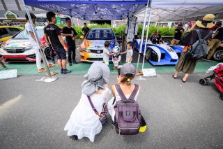 Parade
 | SRO / Dirk Bogaerts Photography