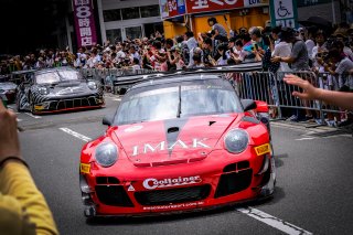 Parade
 | SRO / Dirk Bogaerts Photography