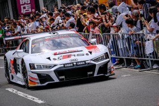 Parade
 | SRO / Dirk Bogaerts Photography