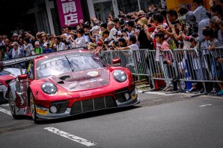 Parade
 | SRO / Dirk Bogaerts Photography